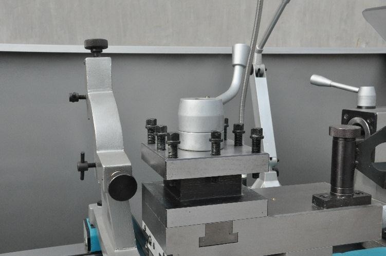 Токарный станок универсальный с УЦИ модели С-1340A — изображение 4